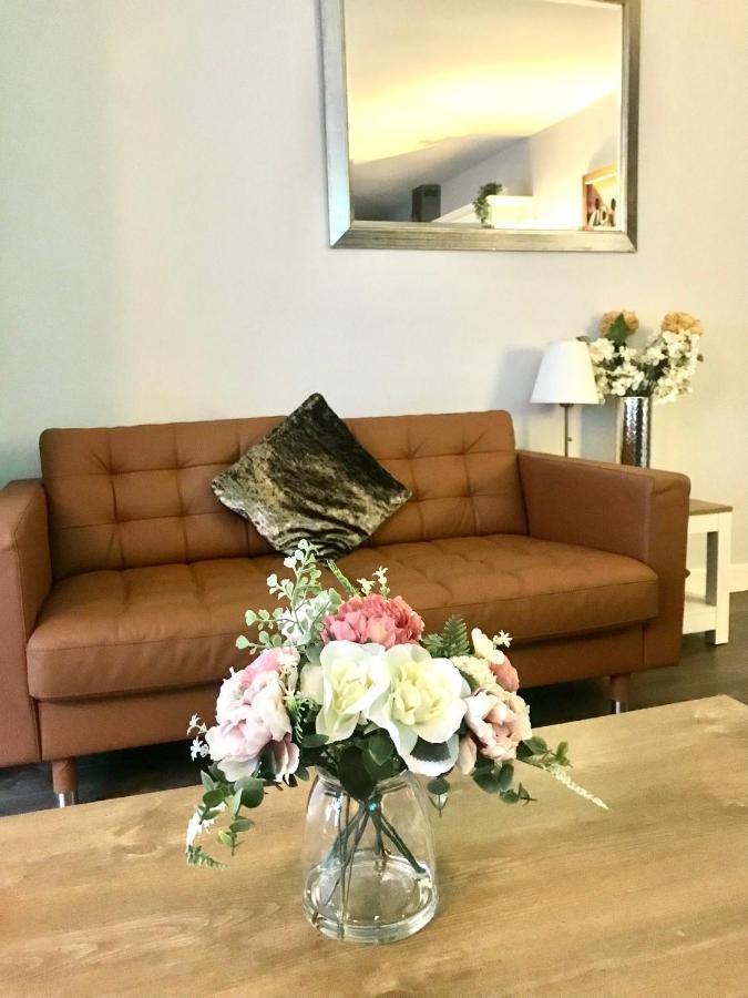 Trinity Apartments Four 1-Bedroom Apts Waterford City Centre Buitenkant foto