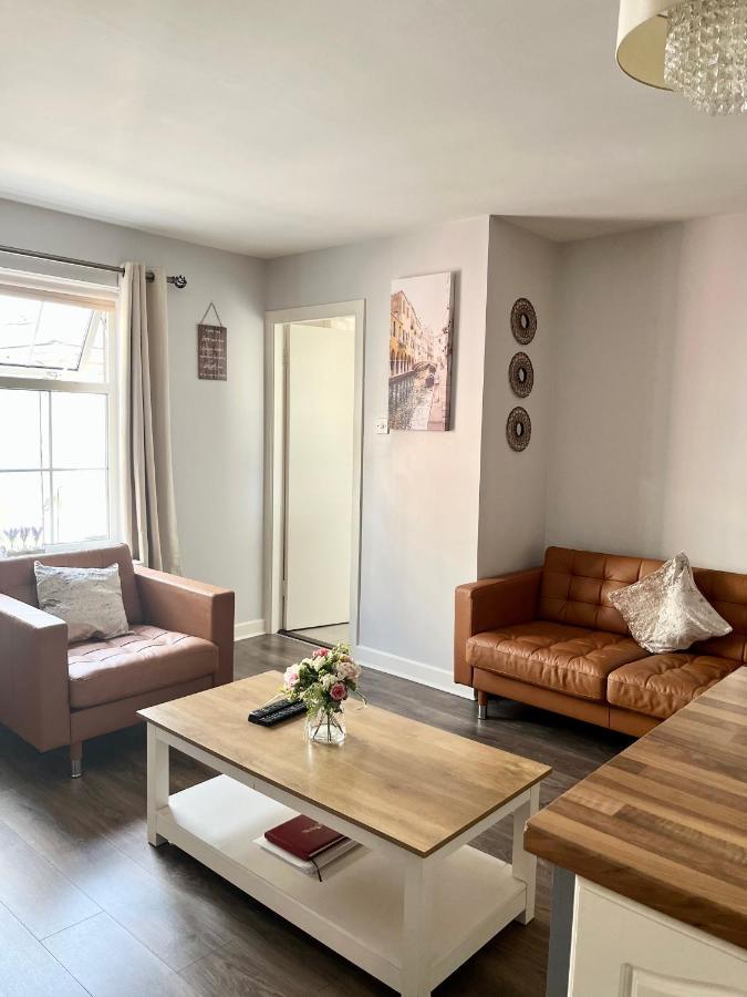 Trinity Apartments Four 1-Bedroom Apts Waterford City Centre Buitenkant foto