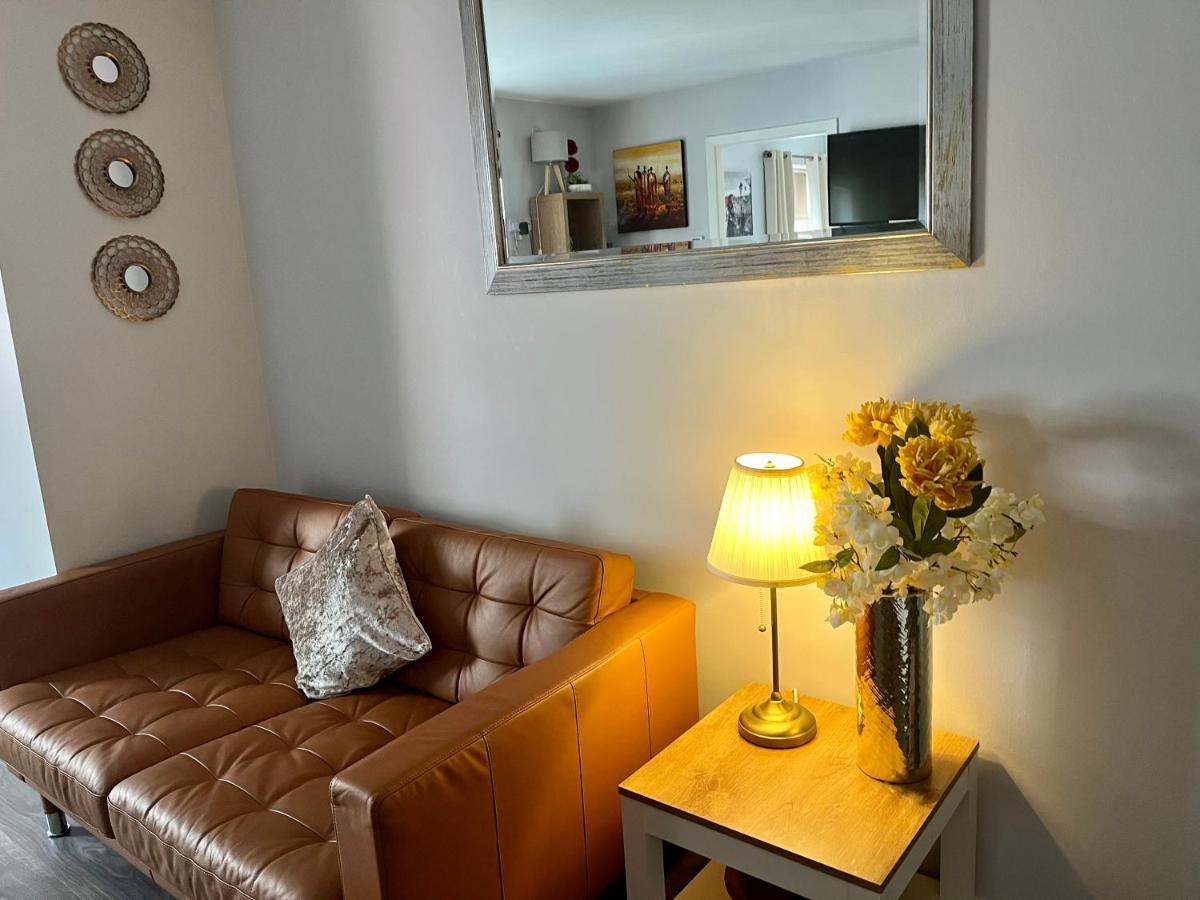 Trinity Apartments Four 1-Bedroom Apts Waterford City Centre Buitenkant foto
