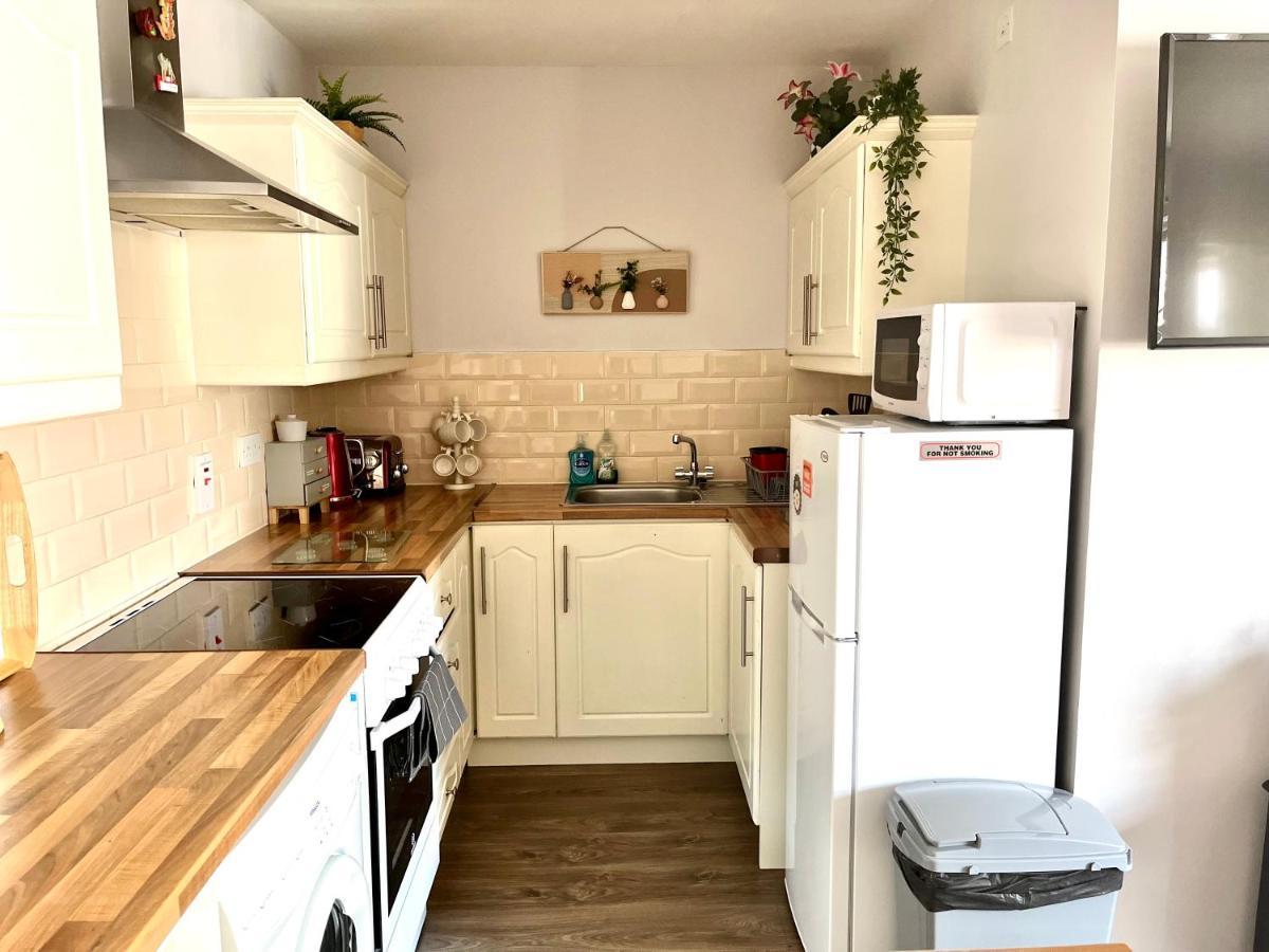 Trinity Apartments Four 1-Bedroom Apts Waterford City Centre Buitenkant foto